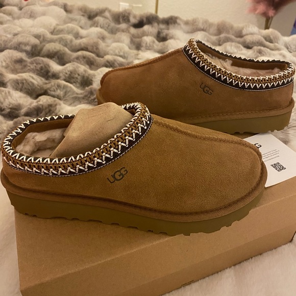 UGG Women’s Tasman Slipper Chestnut Sz 6 - Picture 5 of 7